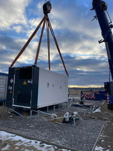 BESS ground screw foundation