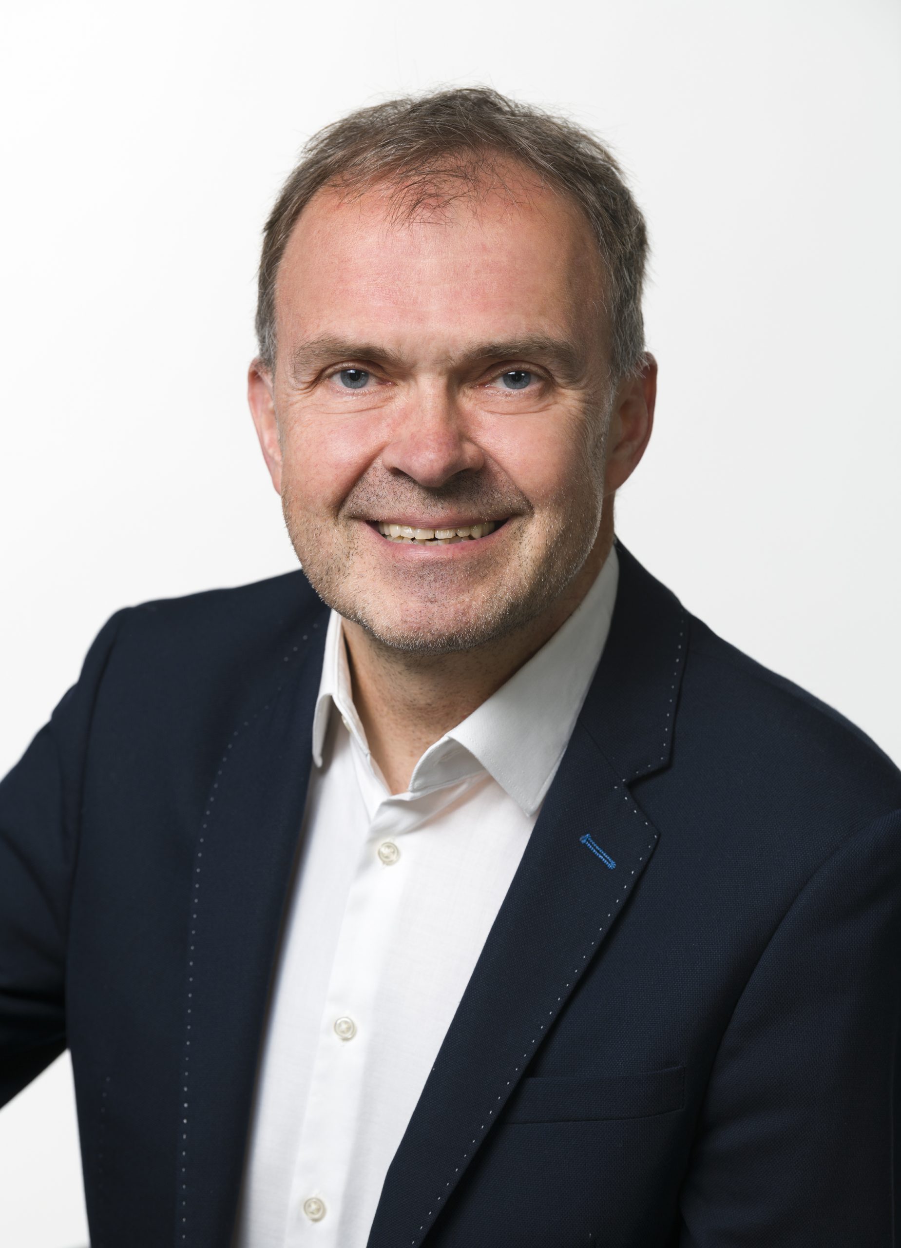 Sprecher: Roger Hackstock